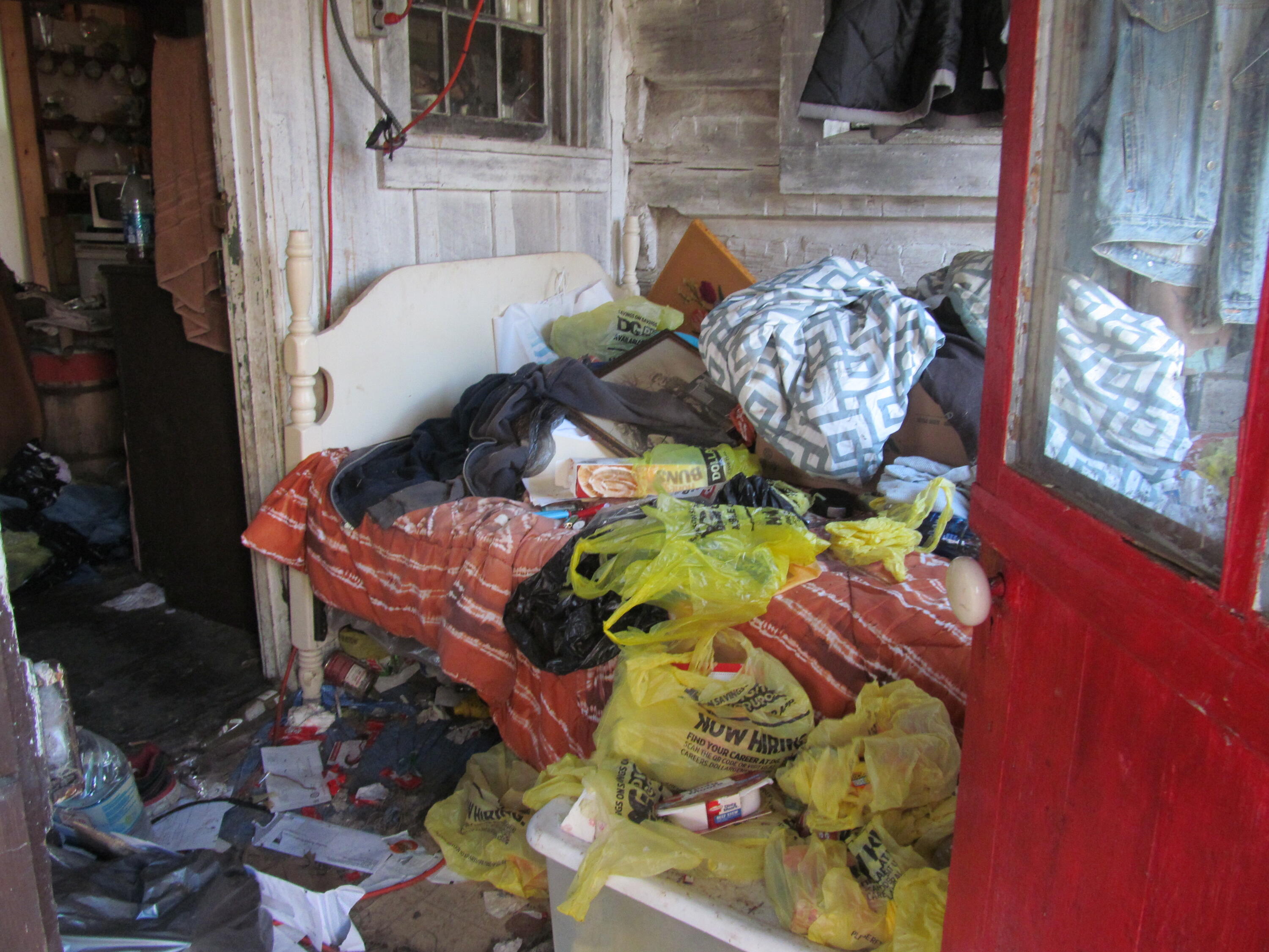 574 Grandview Road Hot Springs, VA 24445 - Photo 6 of 15 a vase of flowers sitting on a table