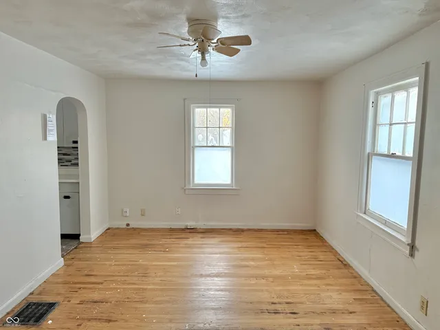 $84,900 | 2405 East 3rd Street, Anderson, IN 46012