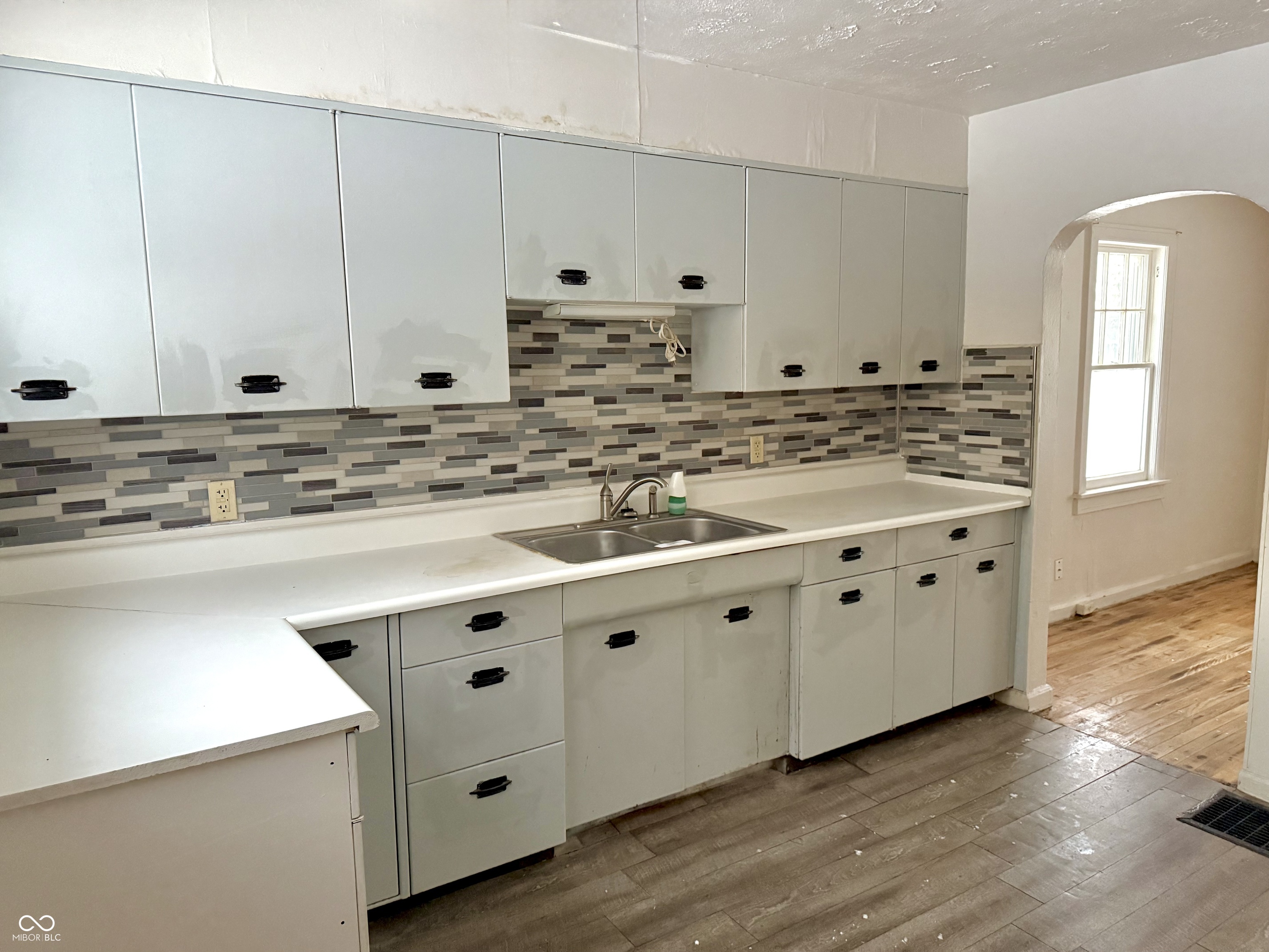 2405 East 3rd Street Anderson, IN 46012 - Photo 14 of 29