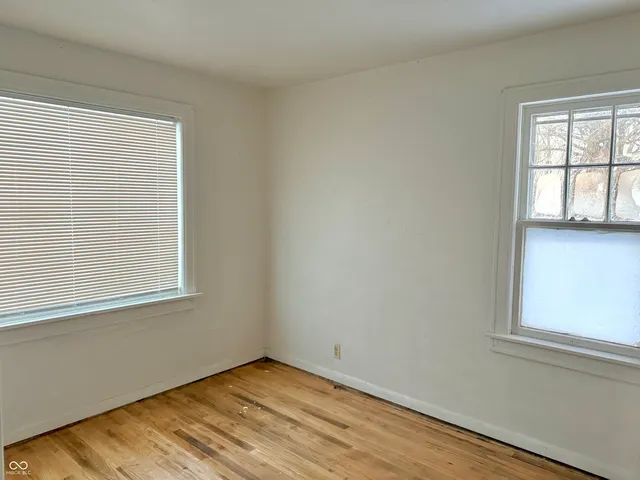 $84,900 | 2405 East 3rd Street, Anderson, IN 46012