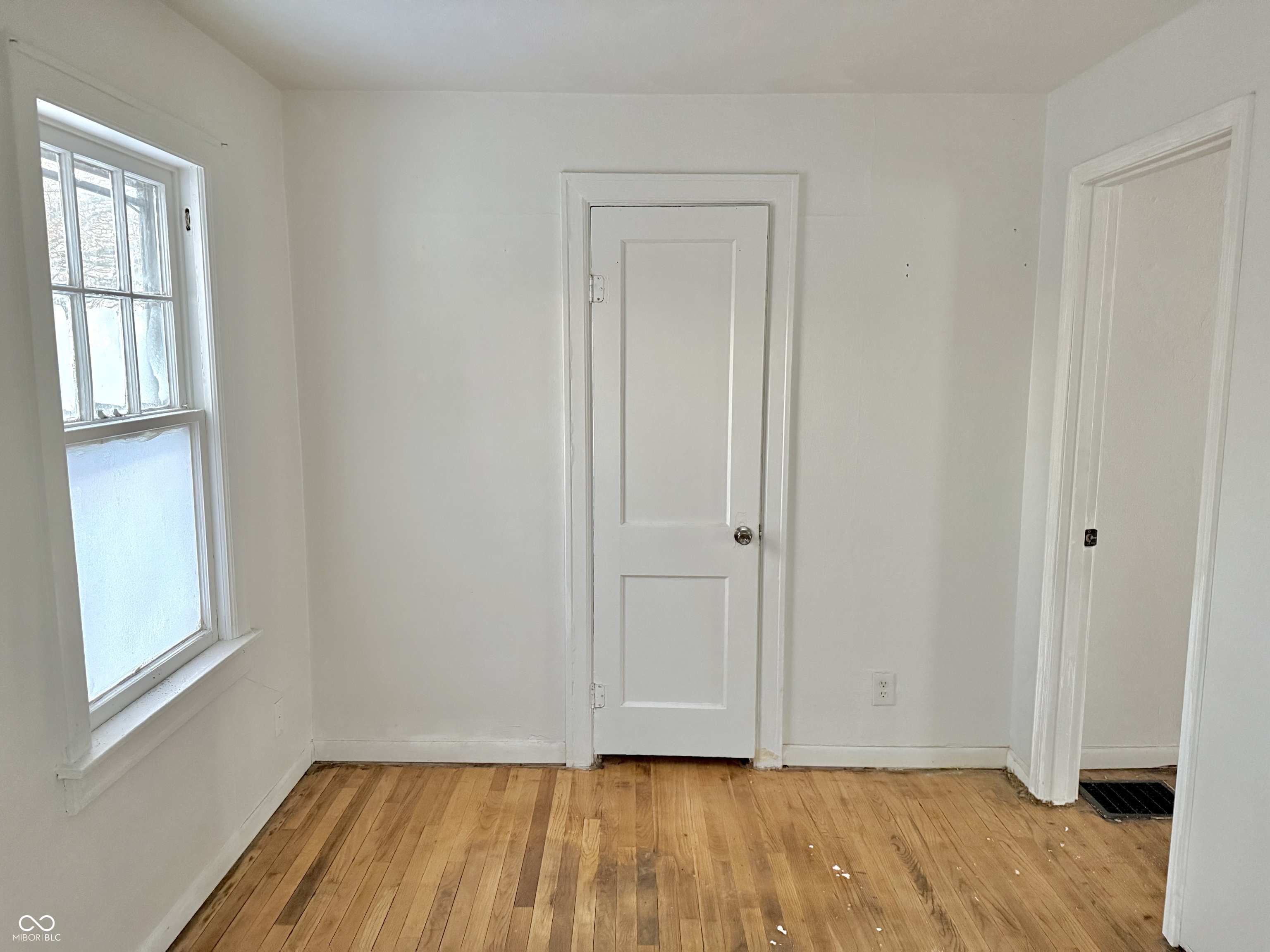 2405 East 3rd Street Anderson, IN 46012 - Photo 18 of 29