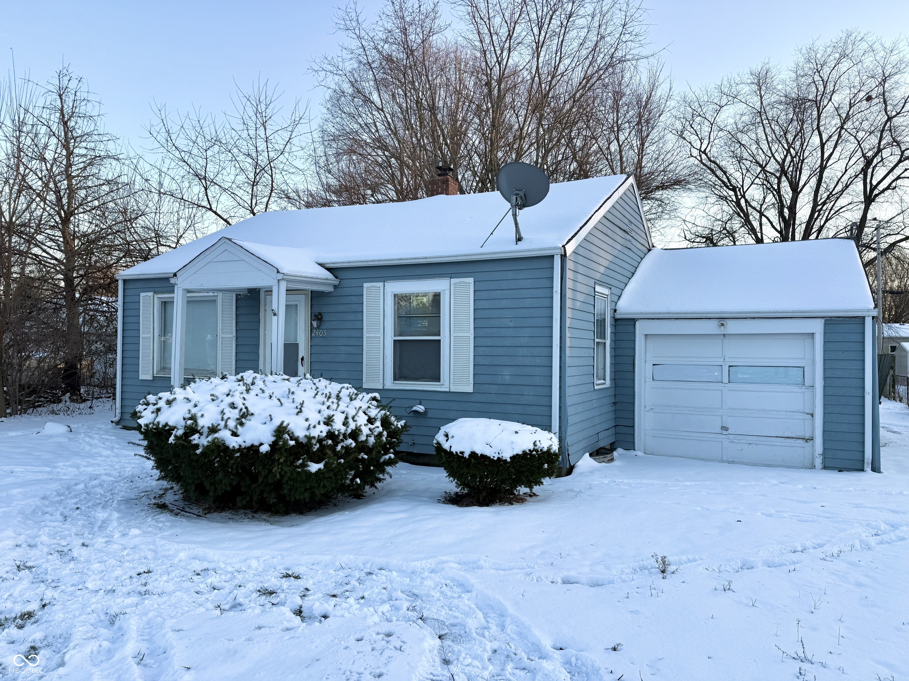 2405 East 3rd Street Anderson, IN 46012 - Photo 2 of 31