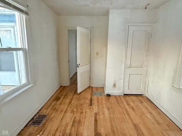 $69,900 | 2405 East 3rd Street, Anderson, IN 46012