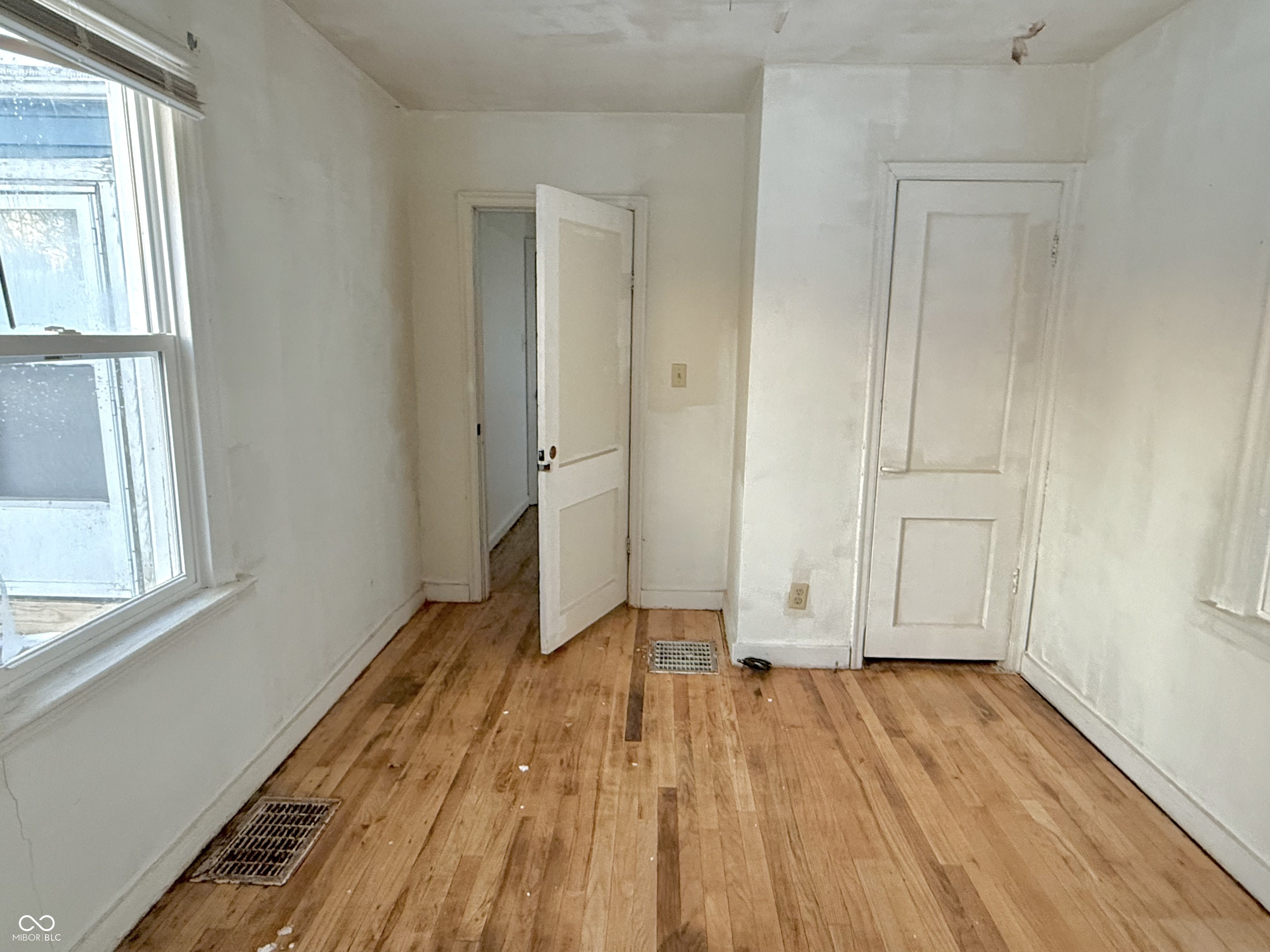 2405 East 3rd Street Anderson, IN 46012 - Photo 21 of 29