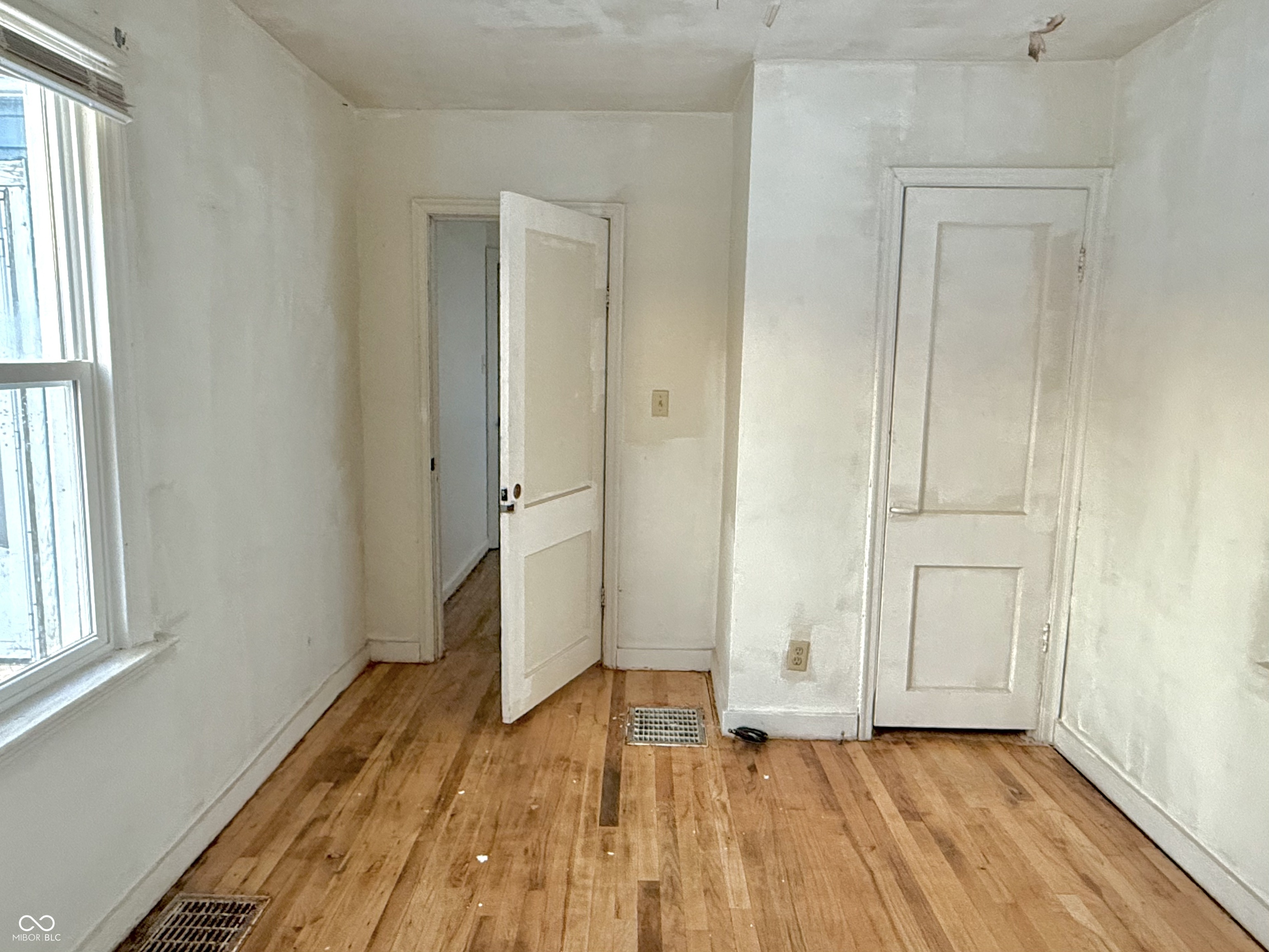 2405 East 3rd Street Anderson, IN 46012 - Photo 24 of 31