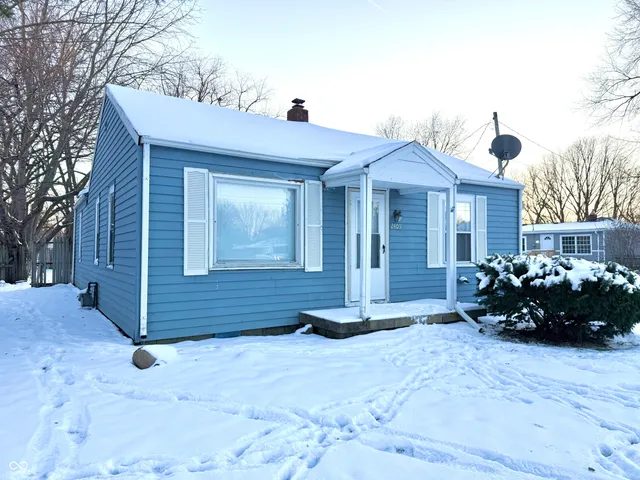 $84,900 | 2405 East 3rd Street, Anderson, IN 46012