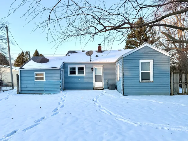 $84,900 | 2405 East 3rd Street, Anderson, IN 46012