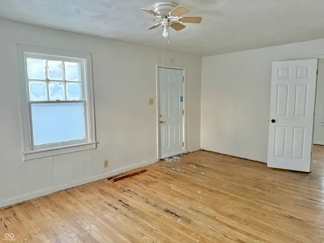 $84,900 | 2405 East 3rd Street, Anderson, IN 46012