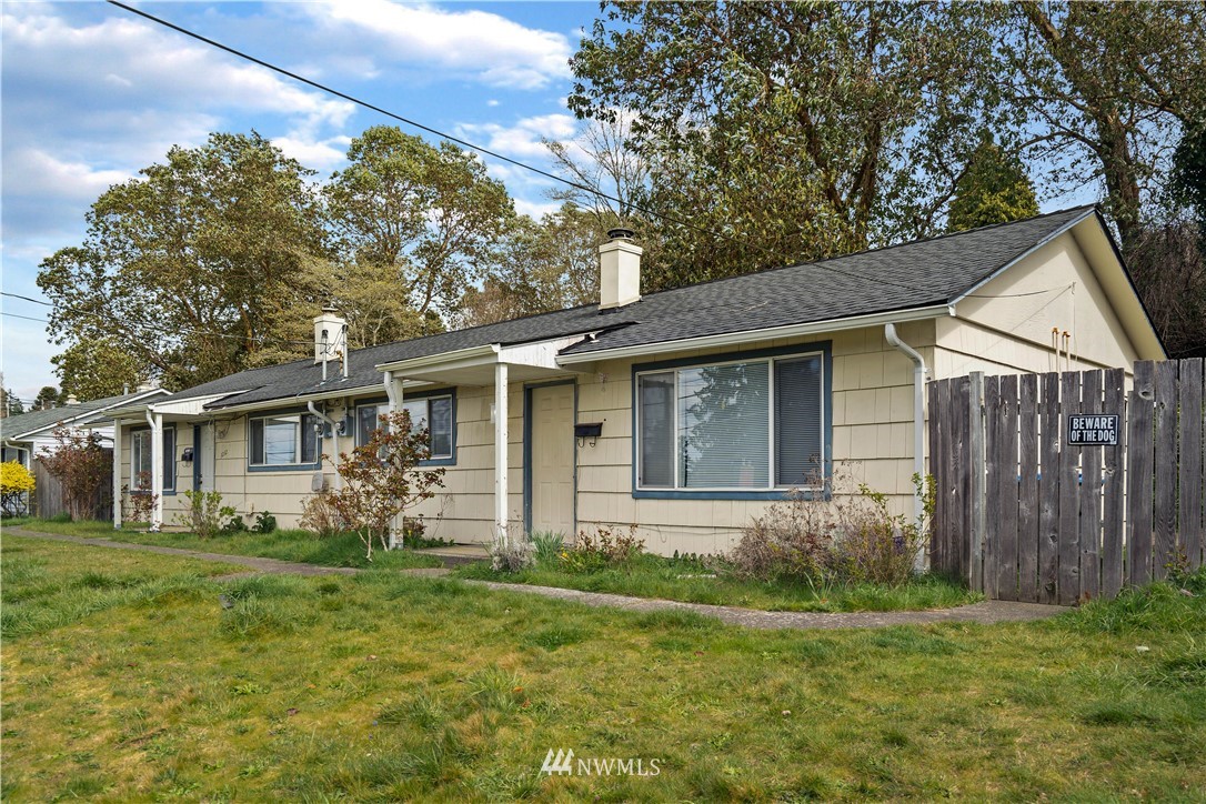 3230 Halverson Avenue Bremerton, WA 98310 - Photo 2 of 23 Gallery Image 2
