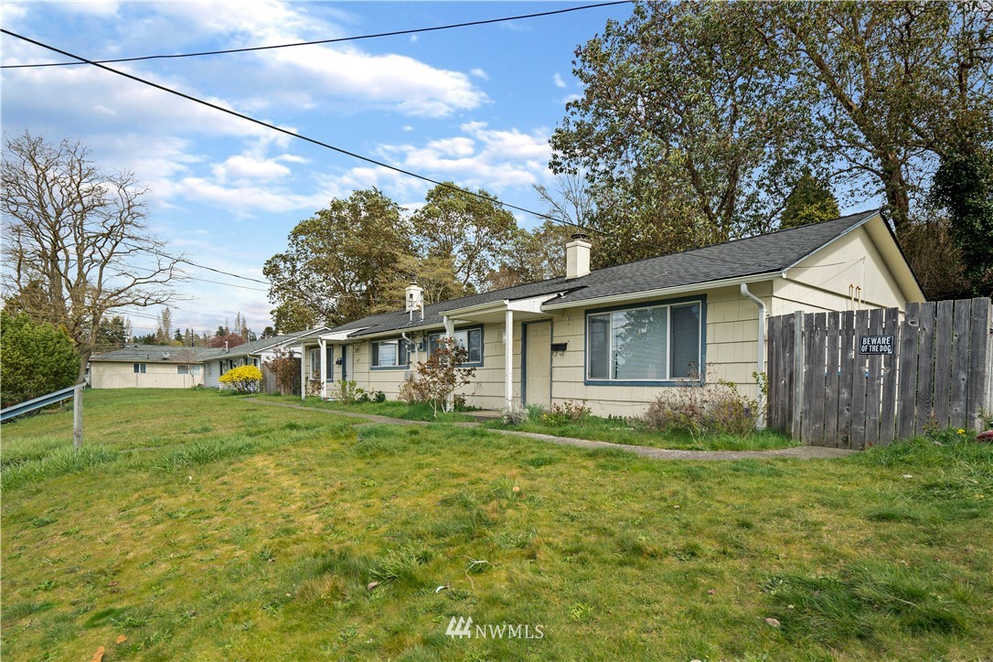 3230 Halverson Avenue Bremerton, WA 98310 - Photo 3 of 23 Gallery Image 3