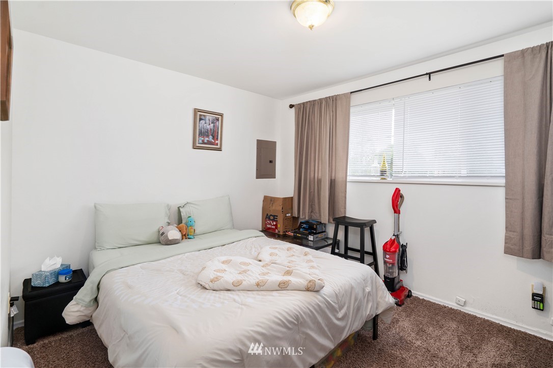 3230 Halverson Avenue Bremerton, WA 98310 - Photo 9 of 23 Gallery Image 9
