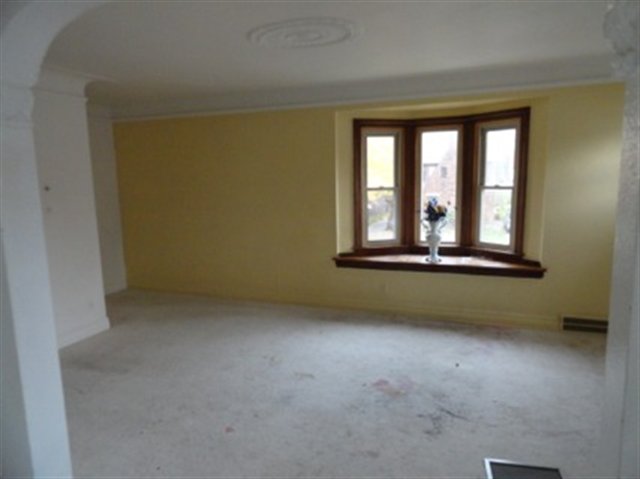 5550-52 Yorkshire Road Detroit, MI 48224 - Photo 4 of 11 31080836-3.JPG