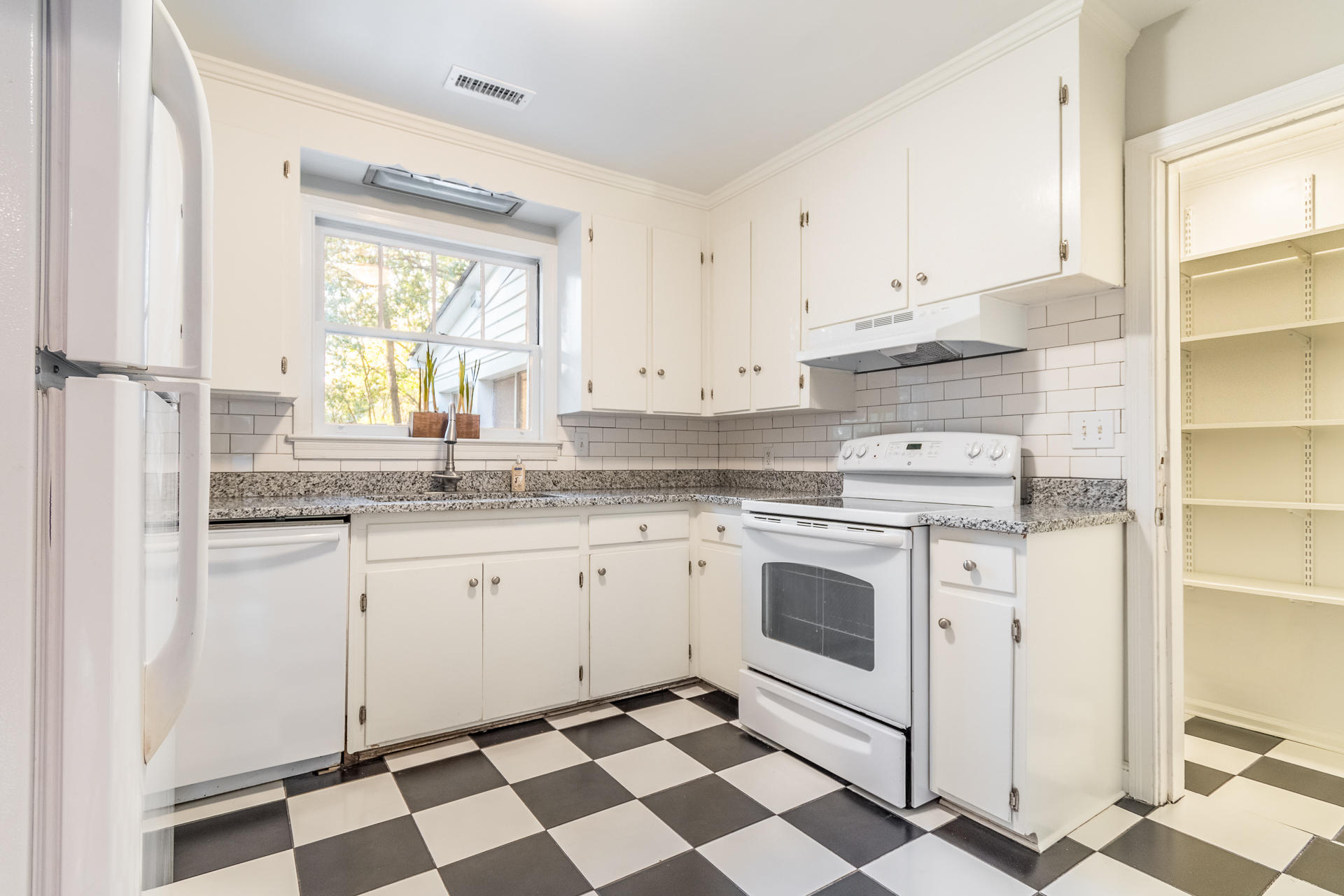 507 Risher Street Charleston, SC 29407 - Photo 11 of 28 507Risher-11