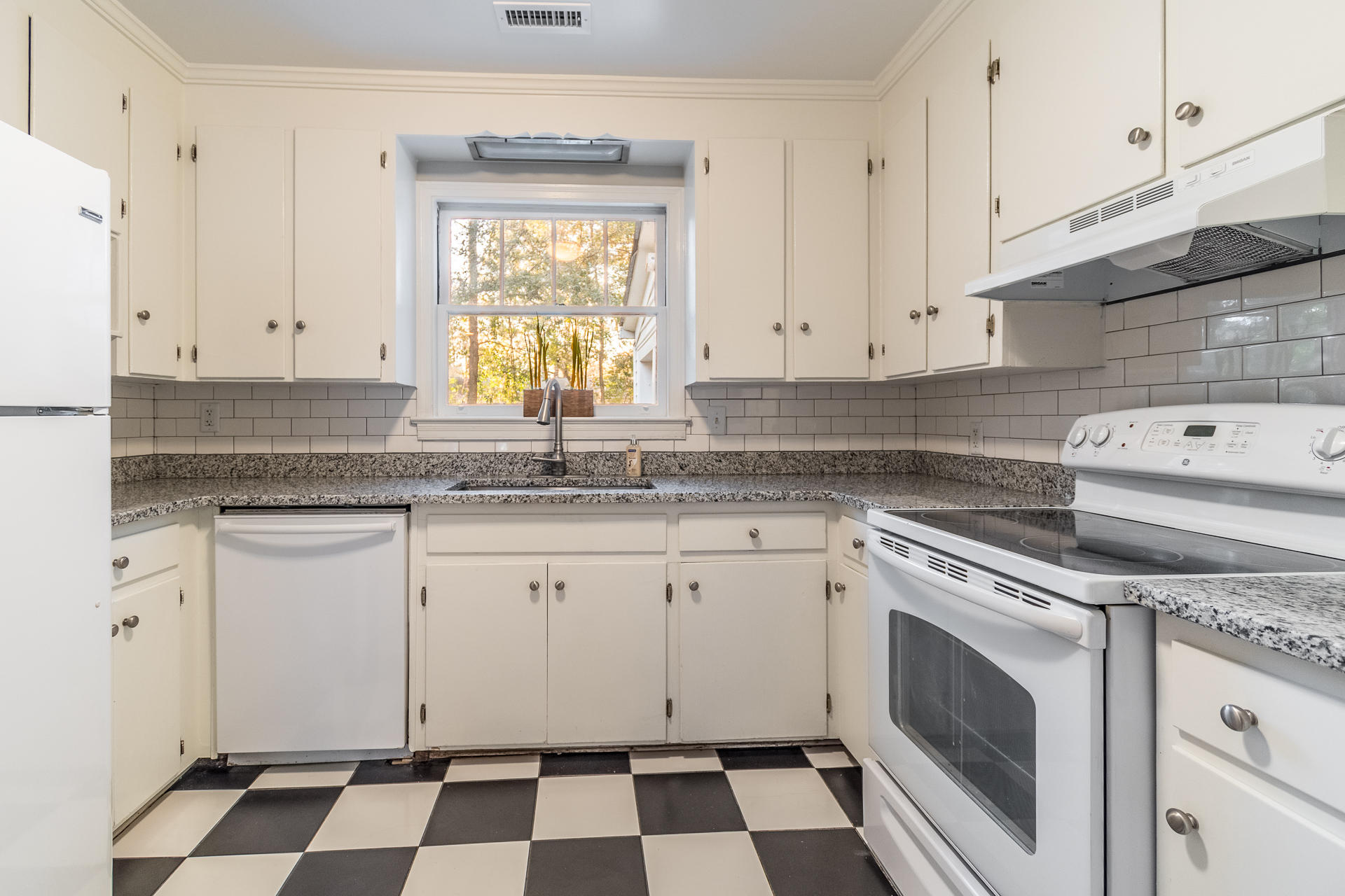507 Risher Street Charleston, SC 29407 - Photo 8 of 28 507Risher-08