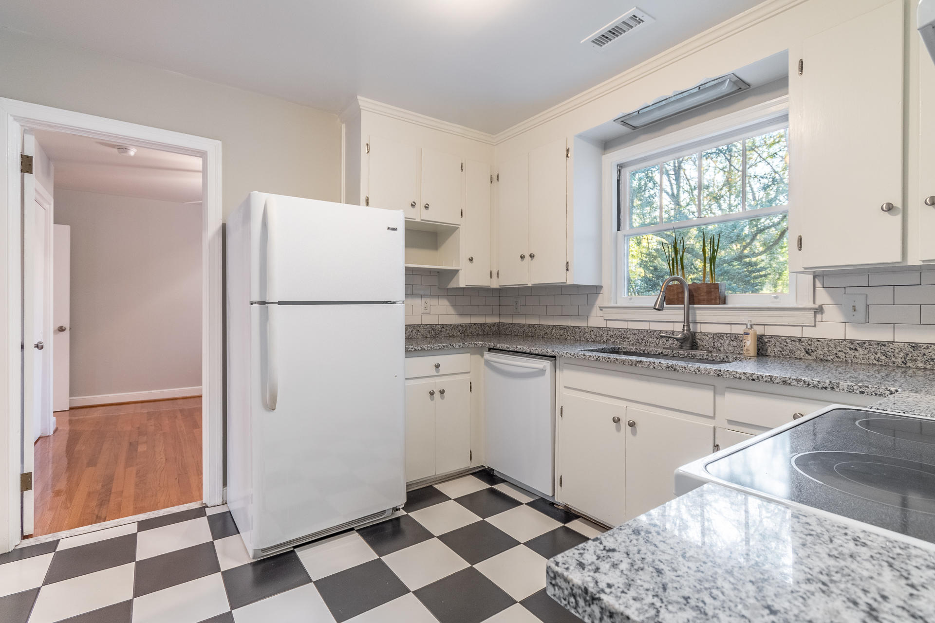 507 Risher Street Charleston, SC 29407 - Photo 9 of 28 507Risher-09