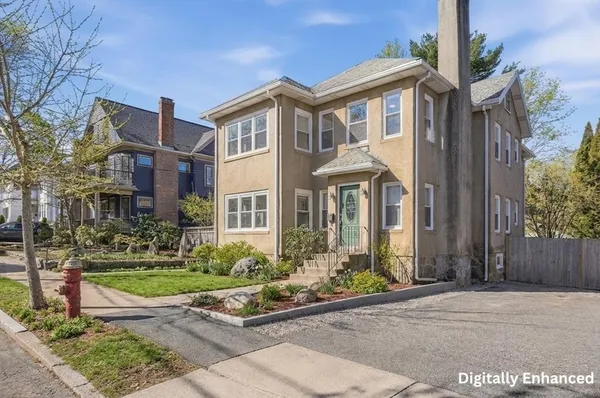 $879,900 | 25 Spruce Street, Unit 25, Watertown, MA 02472