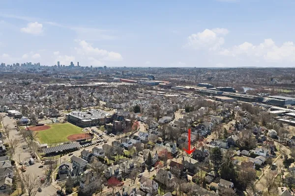 $879,900 | 25 Spruce Street, Unit 25, Watertown, MA 02472