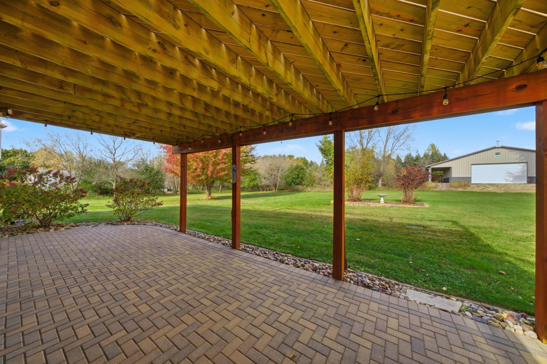 696 Buttercup Court Hudson, WI 54016 - Photo 23 of 55