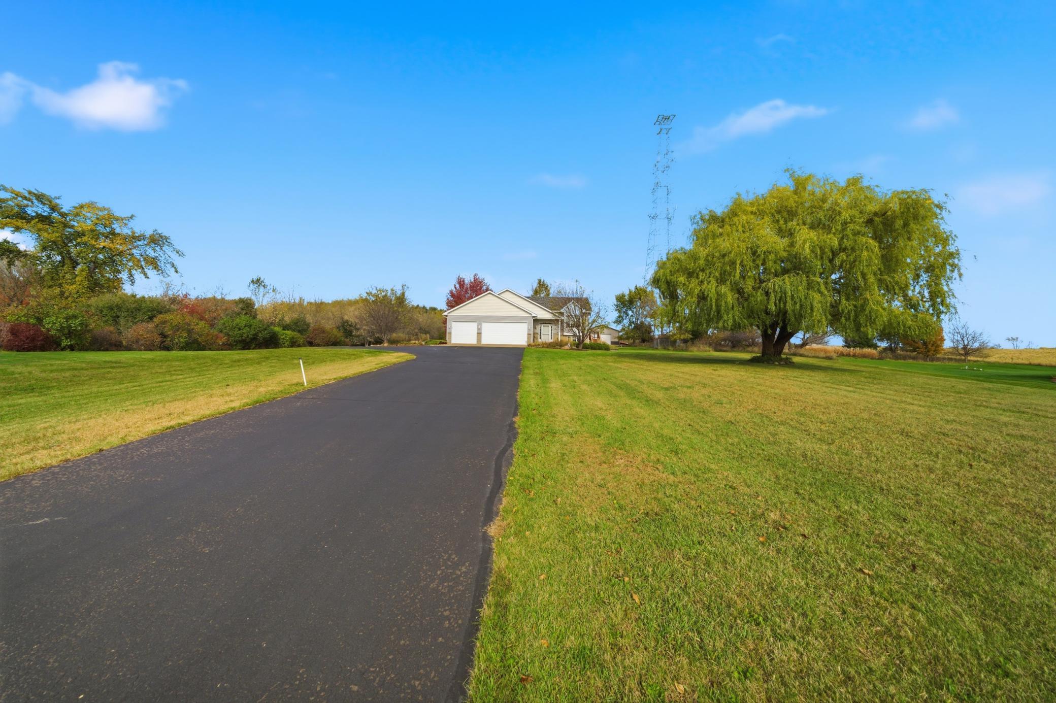 696 Buttercup Court Hudson, WI 54016 - Photo 37 of 55