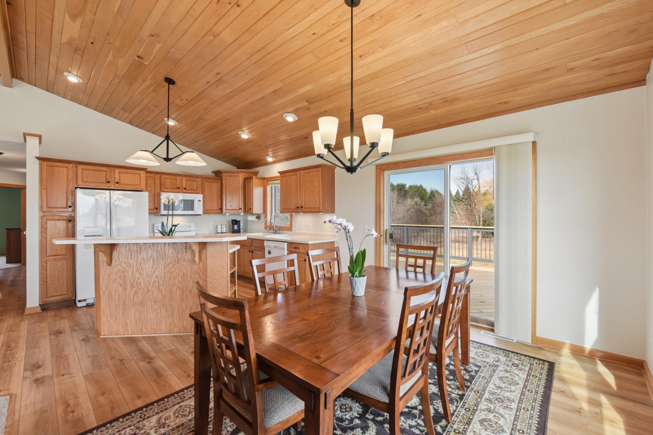 696 Buttercup Court Hudson, WI 54016 - Photo 5 of 55