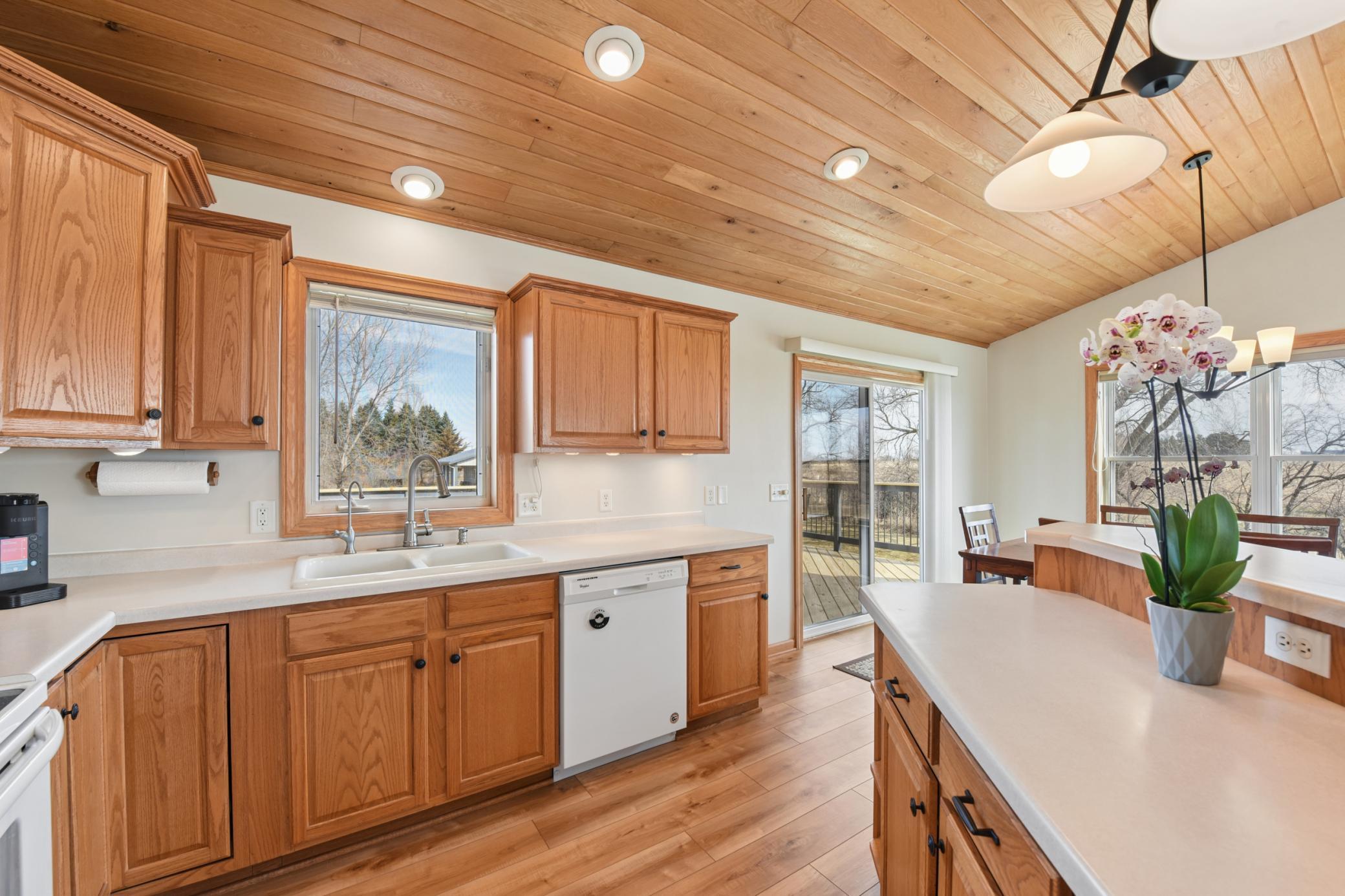 696 Buttercup Court Hudson, WI 54016 - Photo 8 of 55