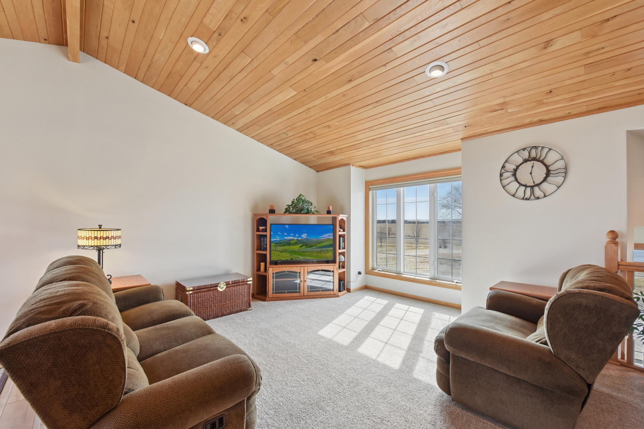 696 Buttercup Court Hudson, WI 54016 - Photo 10 of 55