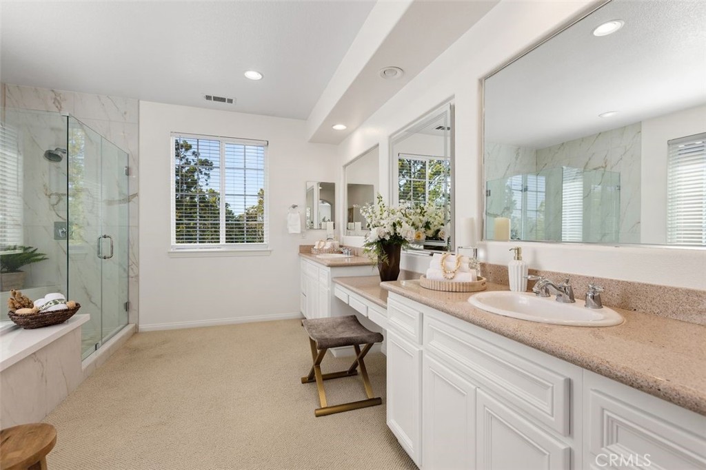 152 Treehouse Irvine, CA 92603 - Photo 23 of 71