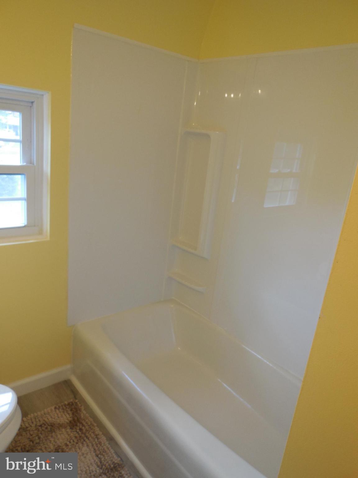 2444 Keyway Baltimore, MD 21222 - Photo 20 of 27