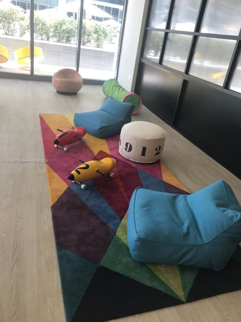 45 Southwest 9th Street, Unit 1005 Miami, FL 33130 - Photo 23 of 61