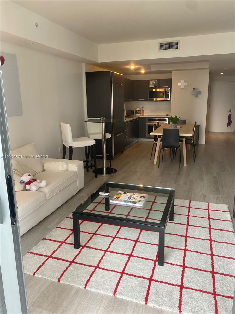 45 Southwest 9th Street, Unit 1005 Miami, FL 33130 - Photo 27 of 61