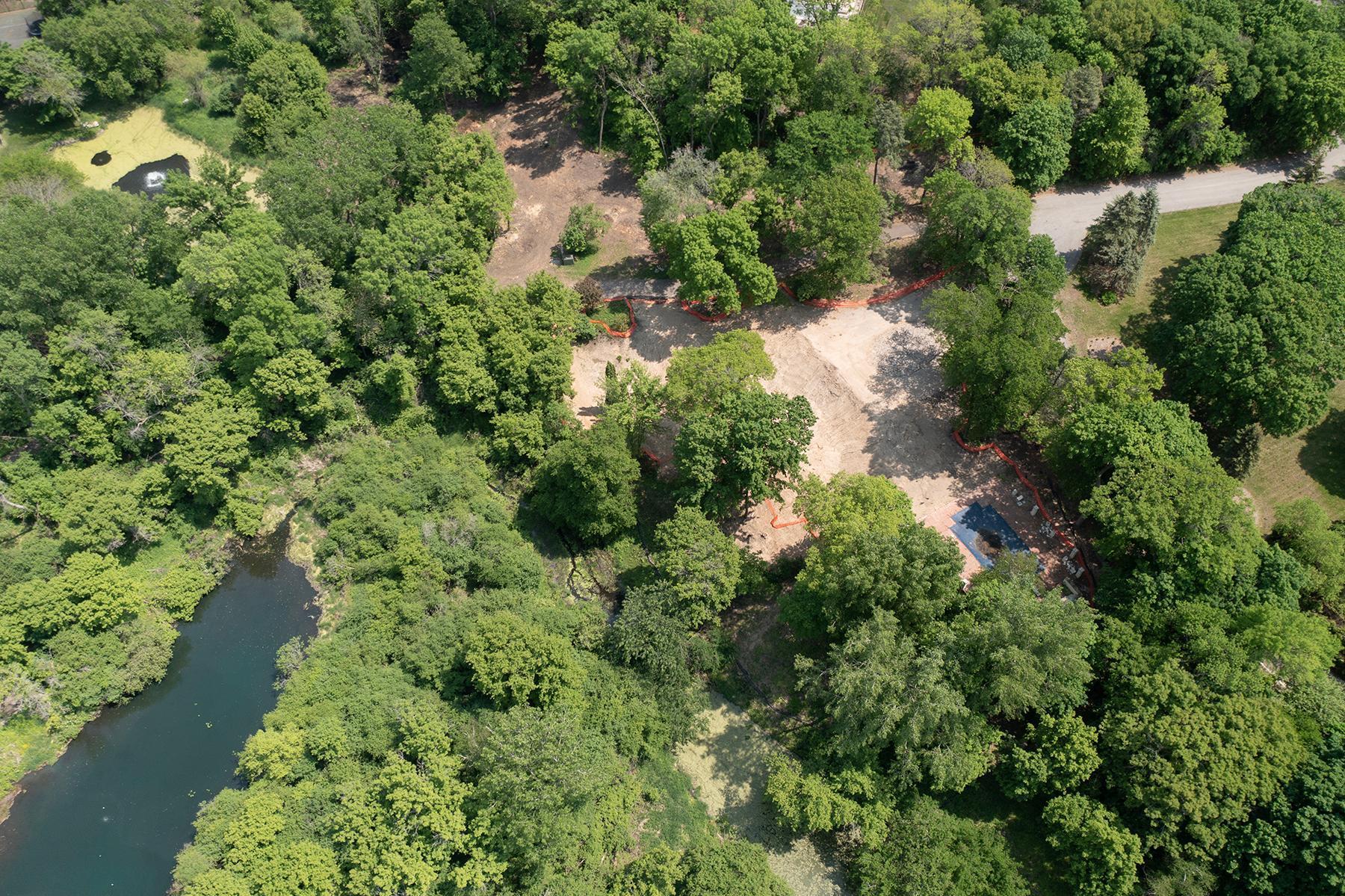 425 Ferndale Woods Road Wayzata, MN 55391 - Photo 28 of 38 Gallery Image 28