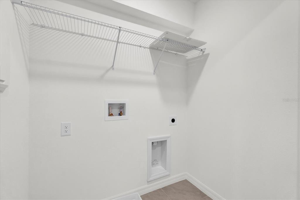 375 Sequoia Drive Lake Wales, FL 33859 - Photo 12 of 16 a view of small space