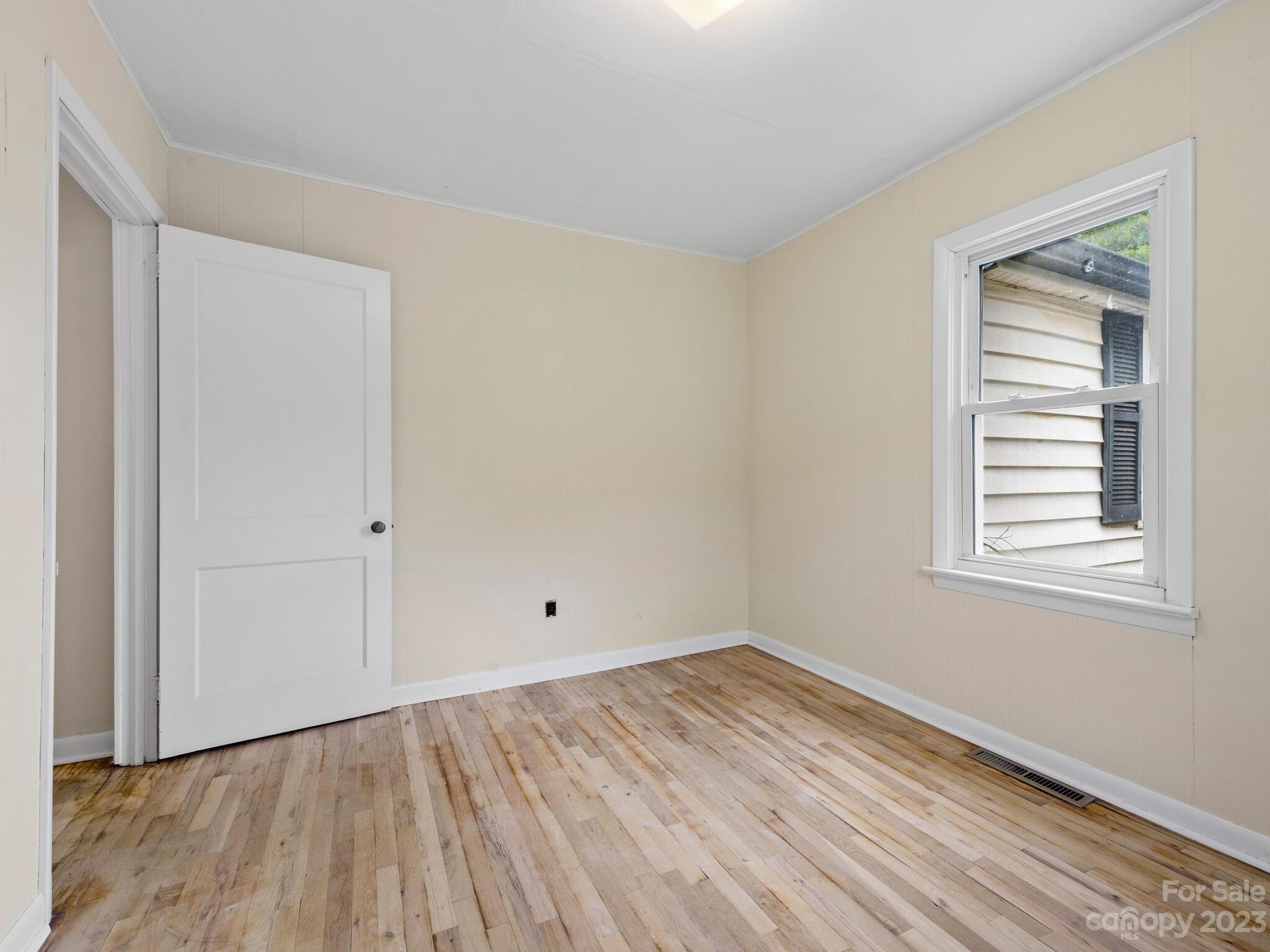 44 Cherokee Road Asheville, NC 28806 - Photo 16 of 35 Gallery Image 16