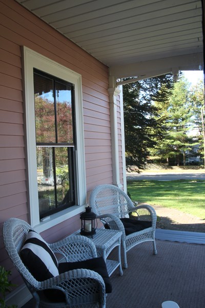 976 Main Street Warren, RI 02885 - Photo 4 of 26
