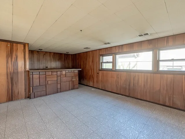 $329,900 | 12443 South McVickers Avenue, Palos Heights, IL 60463