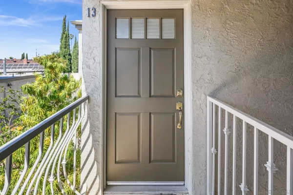 $2,695 | 7594 Park Ridge Boulevard, Unit 13, San Diego, CA 92120