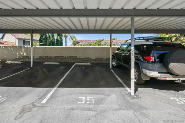 $2,695 | 7594 Park Ridge Boulevard, Unit 13, San Diego, CA 92120