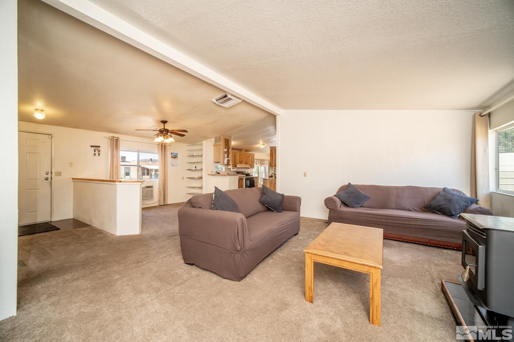 1486 Kate Lane Reno, NV 89506 - Photo 8 of 27 Photo 8