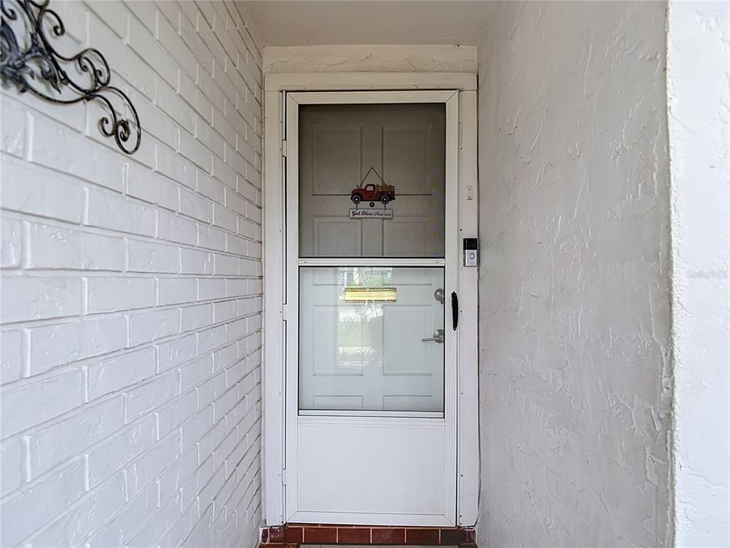 4228 Redcliff Place New Port Richey, FL 34652 - Photo 2 of 57 Gallery Image 2