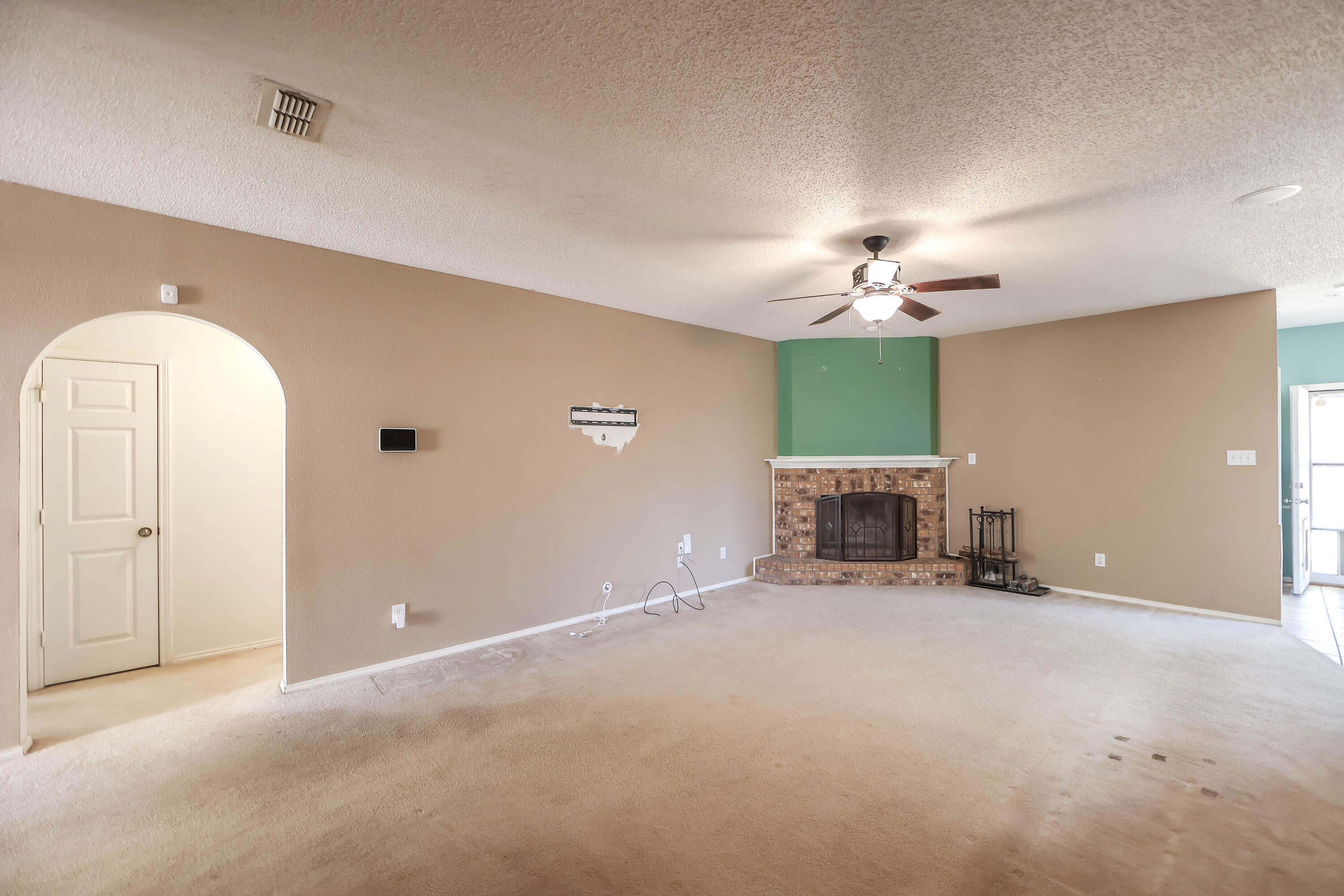 5807 89th Street Lubbock, TX 79424 - Photo 11 of 22 Regal Park Steal of a Home 4