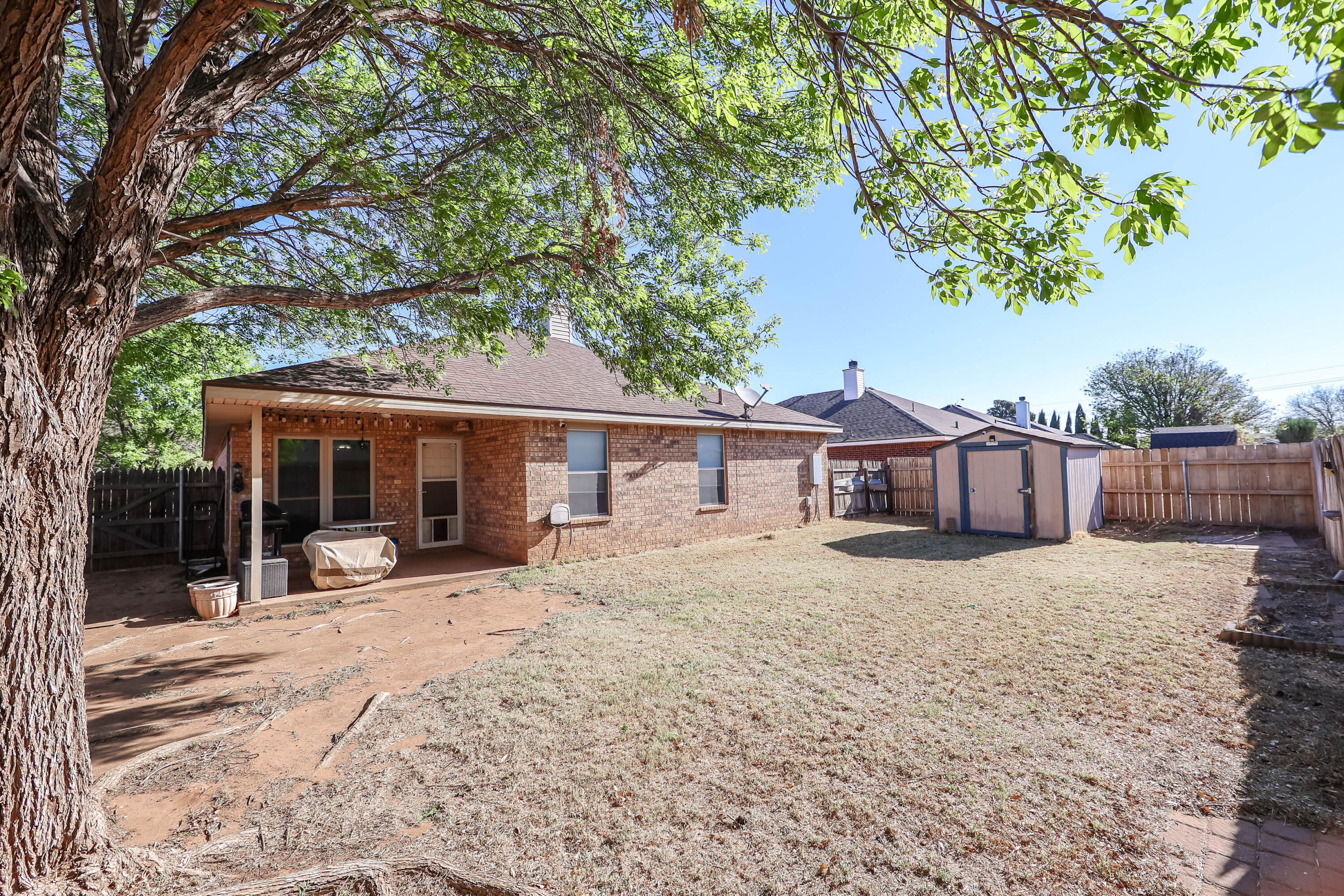 5807 89th Street Lubbock, TX 79424 - Photo 19 of 22 Regal Park Steal of a Home 24