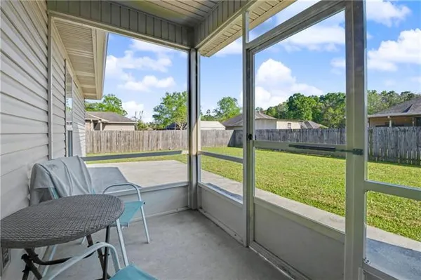 $230,000 | 21216 Beau Chateau Boulevard, Ponchatoula, LA 70454