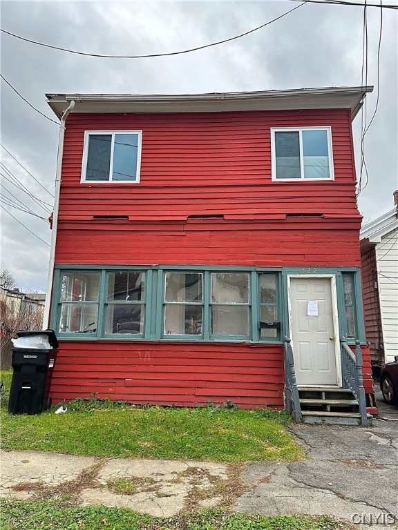 122 Wayne Street Syracuse, NY 13203 - Photo 1 of 30