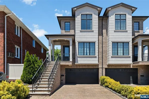 $6,000 | 1627 John Street, Unit A, Fort Lee, NJ 07024