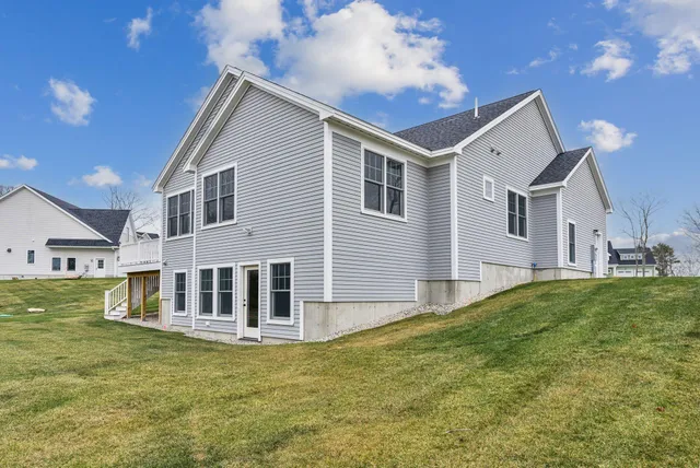 $1,325,000 | 8 Jack Rabbit Ridge, York, ME 03902