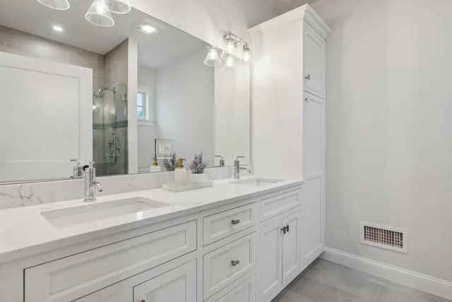 $1,325,000 | 8 Jack Rabbit Ridge, York, ME 03902