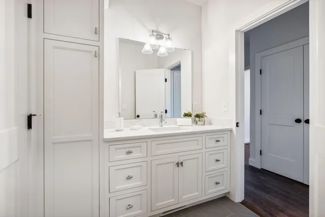 $1,325,000 | 8 Jack Rabbit Ridge, York, ME 03902