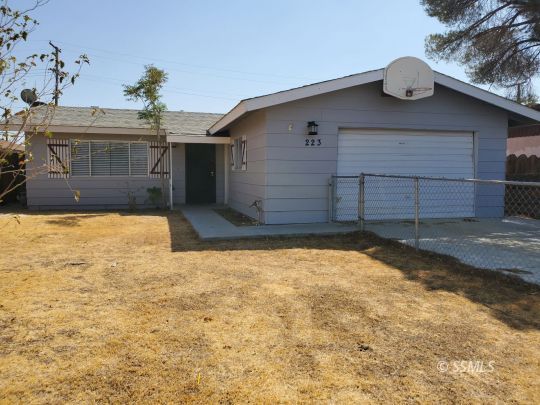223 Panamint Avenue Ridgecrest, CA 93555 - Photo 1 of 25 Gallery Image 1