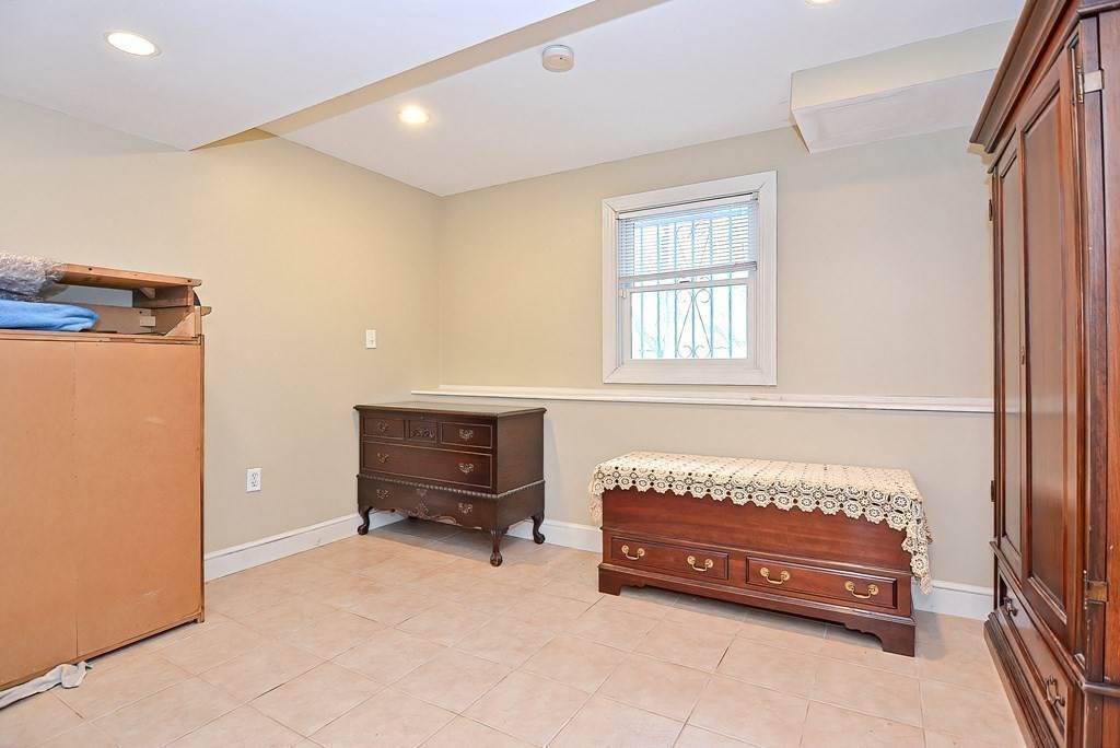 34 Cushing Road Westwood, MA 02090 - Photo 12 of 15 Gallery Image 12