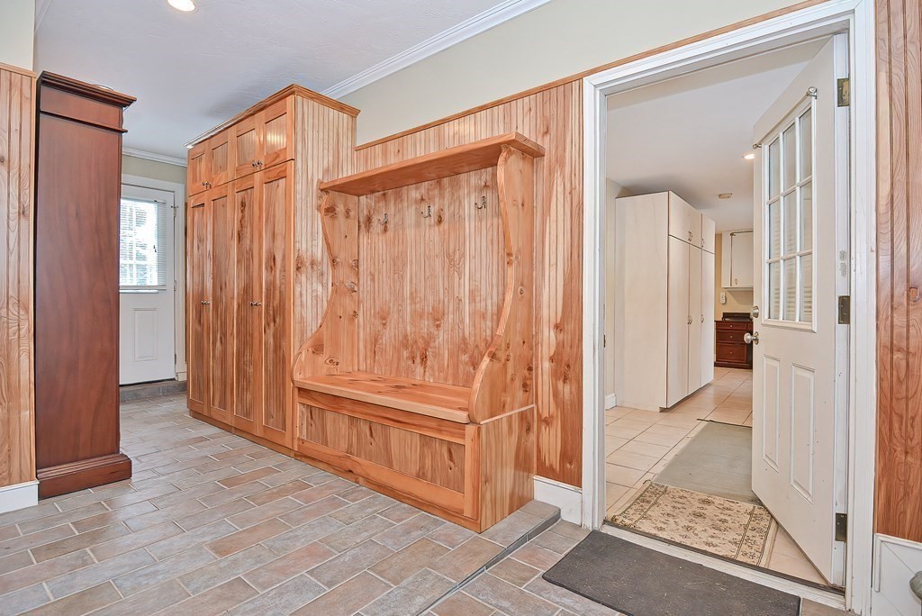 34 Cushing Road Westwood, MA 02090 - Photo 8 of 15 Gallery Image 8